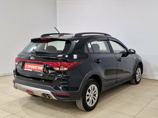 2020 Kia Rio X IV Рестайлинг, чёрный, 1645000 рублей, вид 4