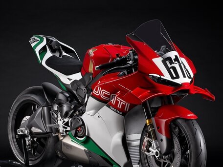 2026 Ducati Superleggera V4, красный, 19900000 рублей, вид 1