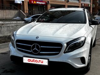 2014 Mercedes-Benz GLA 200 I (X156), белый, 1690000 рублей, вид 3
