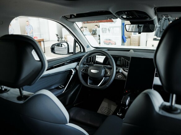 2026 Geely Atlas II, белый - вид 12