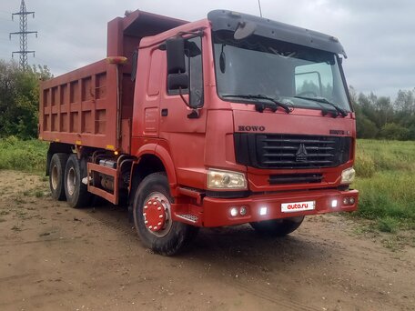 2012 Sinotruk Howo ZZ3327, красный, 1750000 рублей, вид 1
