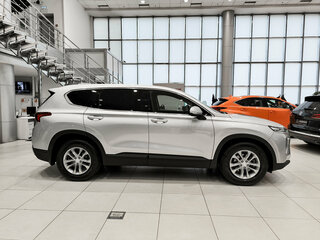 2019 Hyundai Santa Fe IV, серебристый, 2350000 рублей, вид 4