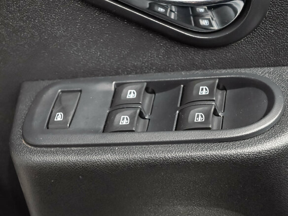 2020 Renault Duster I Рестайлинг, коричневый, 1790000 рублей - вид 13