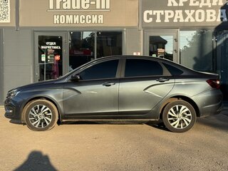 2026 Lada (ВАЗ) Vesta I Рестайлинг (NG), серый, 1890000 рублей, вид 5