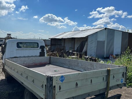 2002 Fuso (Mitsubishi) Canter, белый, 790000 рублей, вид 2
