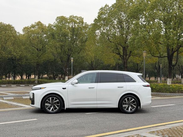 2024 Li Auto (Lixiang) L7 I, белый, 5737000 рублей - вид 2