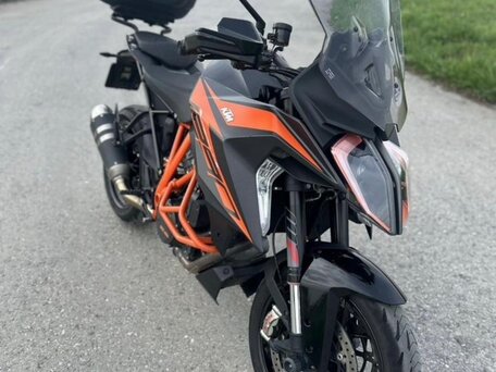 2019 KTM 1290 Super Duke GT, чёрный, 1230000 рублей, вид 1