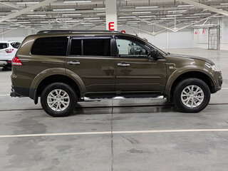 2015 Mitsubishi Pajero Sport II Рестайлинг, коричневый, 2000000 рублей, вид 4