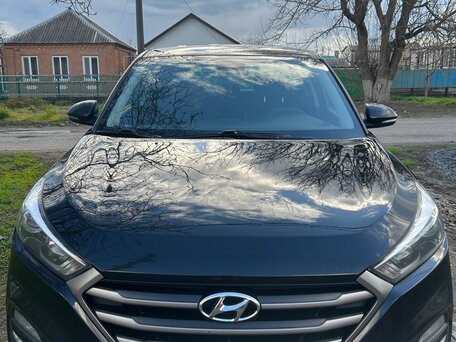 2017 Hyundai Tucson III, чёрный, 2050000 рублей, вид 2