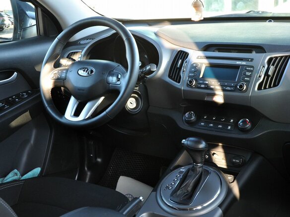 2015 Kia Sportage III Рестайлинг, серый, 1460000 рублей - вид 9