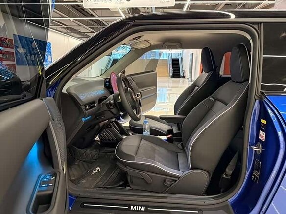 2024 Mini Hatch E IV (F65/F66/J01), синий, 3600000 рублей - вид 7