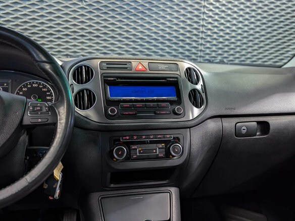 2011 Volkswagen Tiguan I Рестайлинг, чёрный, 1280000 рублей - вид 15