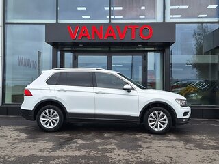 2018 Volkswagen Tiguan II, белый, 2190000 рублей, вид 4