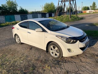 2013 Hyundai Elantra V (MD), белый, 850000 рублей, вид 3