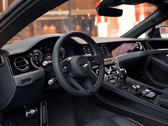 2025 Bentley Continental GT IV, чёрный, 40700000 рублей - вид 11