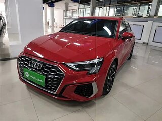 2021 Audi A3 Sportback 35 TFSI IV (8Y), красный, 1420000 рублей, вид 1