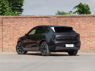 2026 Audi E7X, чёрный, 7399900 рублей, вид 5