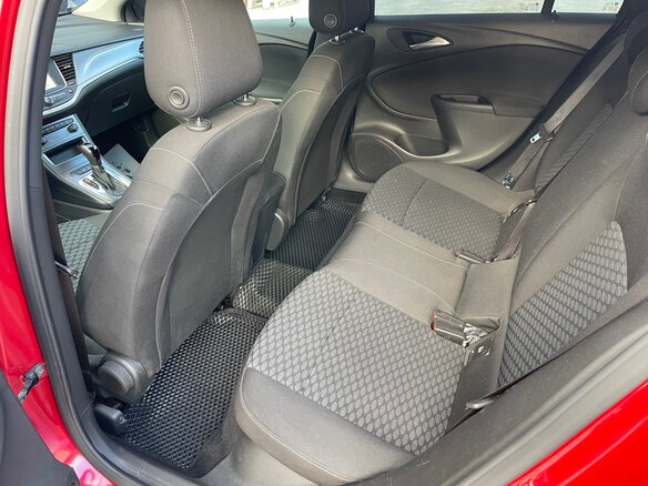 2020 Opel Astra K Рестайлинг, красный, 1240000 рублей - вид 12