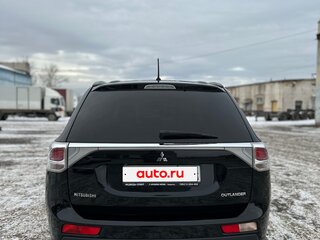 2013 Mitsubishi Outlander III, чёрный, 1250000 рублей, вид 4