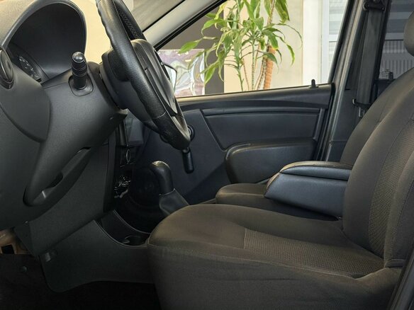 2015 Lada (ВАЗ) Largus I, чёрный, 575000 рублей - вид 6