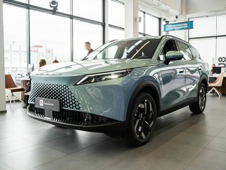 Omoda C7