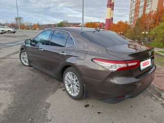2021 Toyota Camry VIII (XV70), коричневый, 3150000 рублей, вид 4