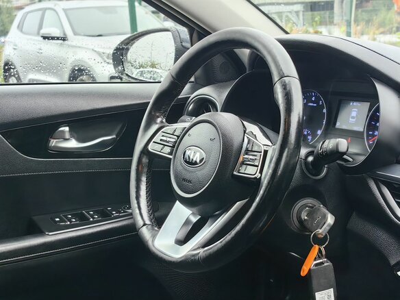 2019 Kia Cerato IV, синий, 1039000 рублей - вид 9