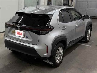2022 Toyota Yaris Cross I, серый, 1560000 рублей, вид 2