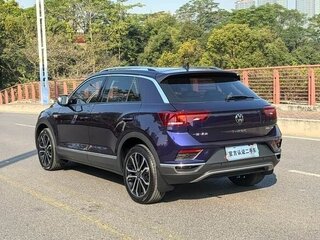 2023 Volkswagen T-Roc I (China Market), фиолетовый, 1410004 рублей, вид 4