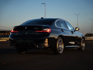 2023 BMW 3 серии Long 320Li VII (G2x) Рестайлинг, чёрный, 4000000 рублей, вид 4