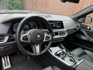 2019 BMW X5 M50d IV (G05/G18), серебристый, 6500000 рублей, вид 3