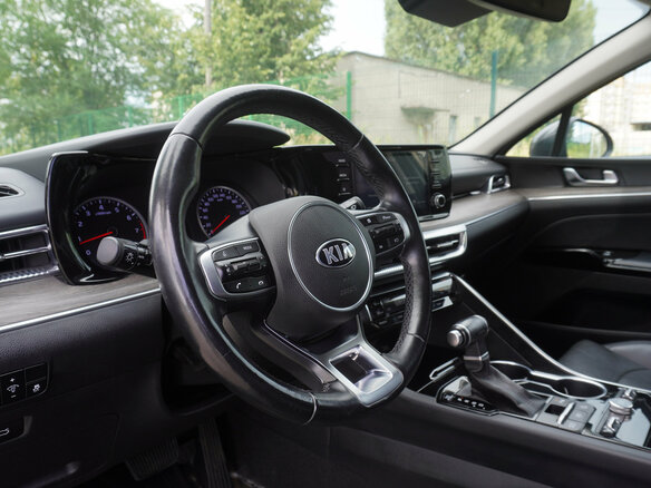 2021 Kia K5 III, серый, 2353000 рублей - вид 10