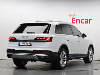 2025 Audi Q7 55 TFSI II (4M) Рестайлинг 2, белый, 10193000 рублей, вид 2