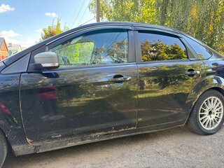 2011 Ford Focus II Рестайлинг, чёрный, 390000 рублей, вид 4