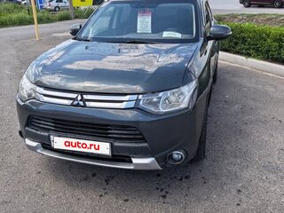 2014 Mitsubishi Outlander III, серый, 810000 рублей, вид 2