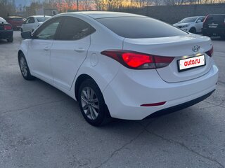 2013 Hyundai Elantra V (MD) Рестайлинг, белый, 1070000 рублей, вид 4