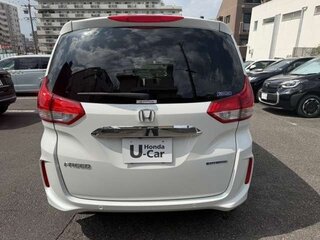 2021 Honda Freed II Рестайлинг, белый, 1200600 рублей, вид 5