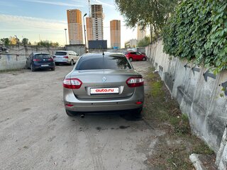 2011 Renault Fluence I, бежевый, 590000 рублей, вид 3