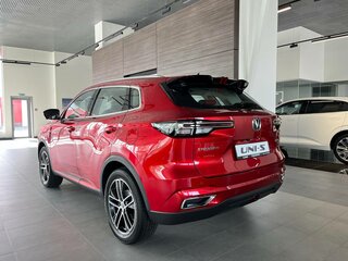 2025 Changan UNI-S I, красный, 3179900 рублей, вид 5