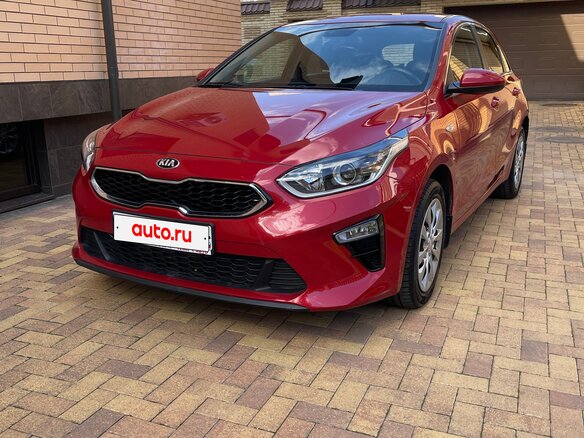 2018 Kia Ceed III, красный, 1950000 рублей - вид 1