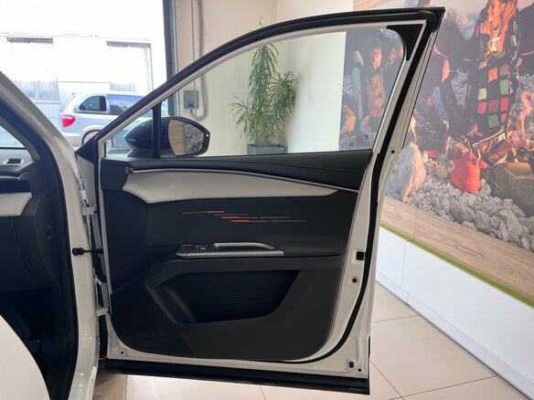 2026 Omoda C5 I Рестайлинг, белый, 2482000 рублей - вид 9