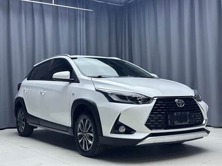 2022 Toyota Yaris L XP150 Рестайлинг, белый, 1000330 рублей, вид 4