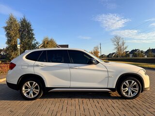 2010 BMW X1 18i I (E84), белый, 1150000 рублей, вид 4