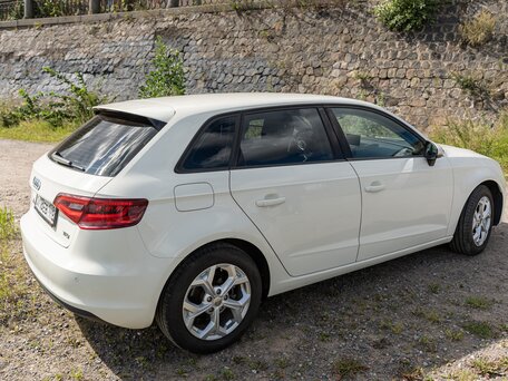 2013 Audi A3 III (8V), белый, 1400000 рублей, вид 5