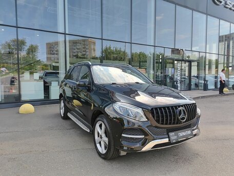 2017 Mercedes-Benz GLE 400 9G-Tronic I (W166), чёрный, 2939000 рублей, вид 3