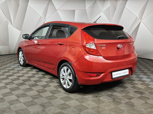 2011 Hyundai Solaris I, красный, 569000 рублей - вид 3