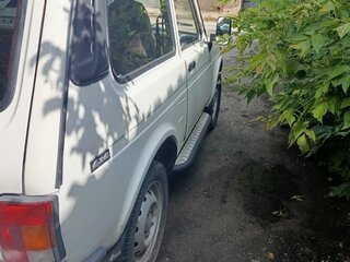 2001 Lada (ВАЗ) 2121 (4x4) I Рестайлинг, белый, 390000 рублей, вид 4