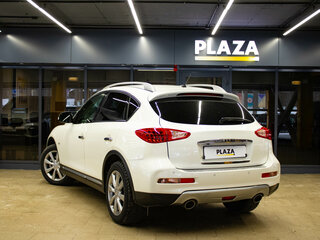 2017 Infiniti QX50 I Рестайлинг, белый, 1949000 рублей, вид 3