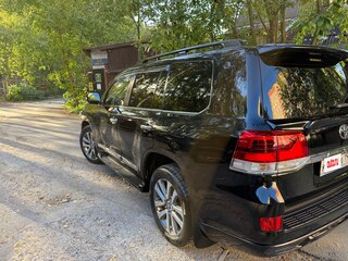 2016 Toyota Land Cruiser 200 Series Рестайлинг 2, чёрный, 4800000 рублей, вид 5