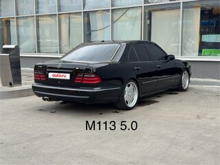 2000 Mercedes-Benz E-Класс 430 II (W210, S210) Рестайлинг, чёрный, 750000 рублей, вид 1